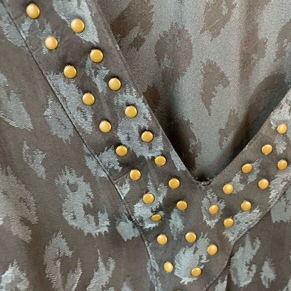 Avec Les Filles Gray Long Sleeve Studded Dress, size M - EUC - Picture 5 of 12